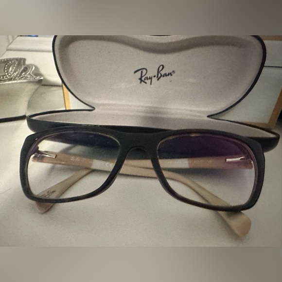 Ray-Ban Tortoise Prescription Glasses - Picture 1 of 12